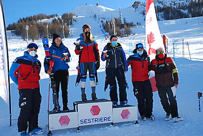 podio_F_Slalom_FIS-NJR_Sestriere_12_12_2021_1