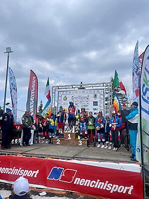 podio_Slalom_F_C.I. Ragazzi_Abetone_20_03_2022