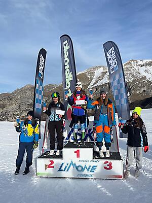 podio_Allievi_F_Slalom_Trofeo Alpi Service_11_01_2023_1