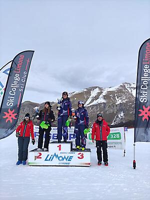1_premiazioni_F_Slalom_FIS-NJR_Limone_21_01_2023_1