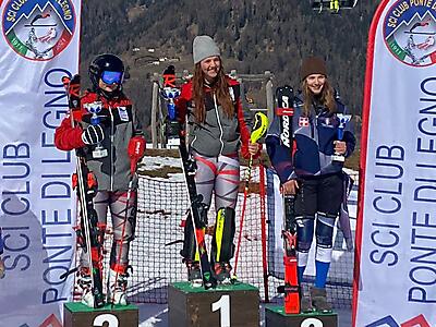 podio_Aspiranti_Slalom_F_FIS_Ponte di Legno_28_02_2023