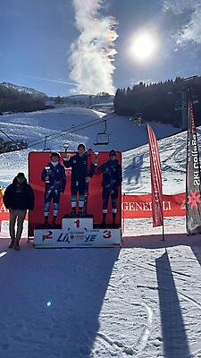 1_podio_M_Slalom_FIS-NJR_Limone_30_01_2024