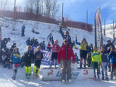 3_podio_Baby_F_Slalom_Trofeo Banco Azzoaglio_Limone_18_02_2024