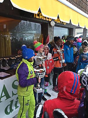 podio_Ragazzi_F_Tr. Ski Team Jouvenceaux_Sauze d'Oulx_05_02_2017