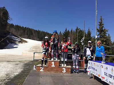 podio_F_Slalom_FIS Cittadini_Abetone_19_04_2018