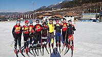 Dorothea Wierer con i ragazzi dello sci club Valle Stura a Tesero