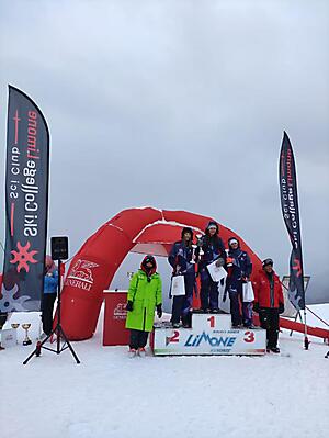 1_podio_F_Slalom_FIS-NJR_Limone_22_01_2023