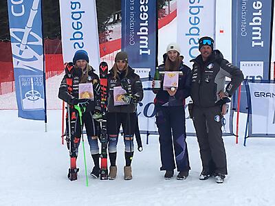 podio_F_Slalom_FIS-NJR_Cortina_12_12_2023
